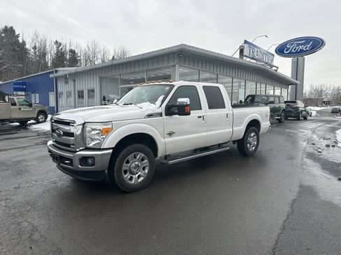 Used 2016 Ford F250 Lariat w/ Chrome Package image 1