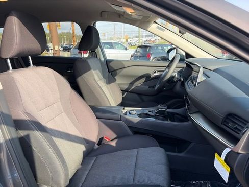 New 2026 Nissan Rogue SV AWD/4WD image 12