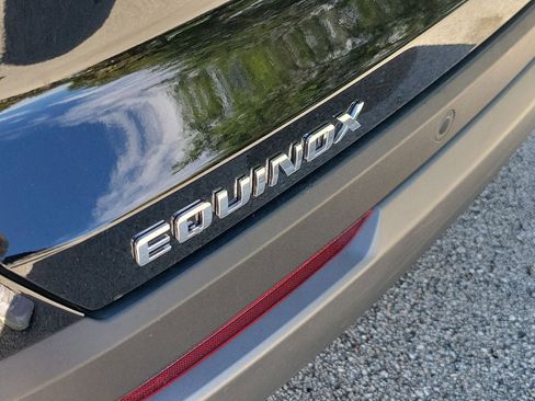 Used 2026 Chevrolet Equinox LT FWD image 6