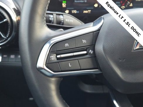 Used 2025 Chevrolet Equinox LT w/ Midnight Edition image 29