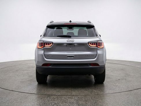 Used 2025 Jeep Compass Limited AWD/4WD image 7