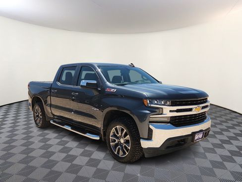 Used 2020 Chevrolet Silverado 1500 LT w/ Texas Edition AWD/4WD image 6