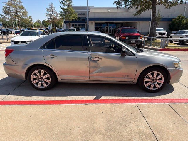 Used 2009 Lincoln MKZ FWD image 4