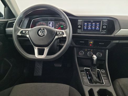 Used 2021 Volkswagen Jetta SE FWD image 22