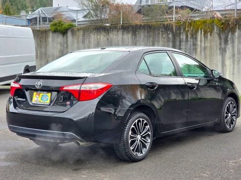 Used 2014 Toyota Corolla S image 7