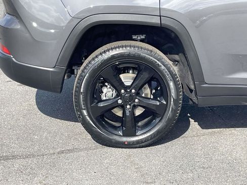 New 2026 Jeep Grand Cherokee Limited w/ Limited Altitude Package AWD/4WD image 10