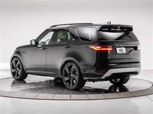 New 2026 Land Rover Discovery Limited Edition AWD/4WD image 3