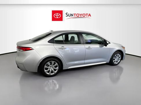 Used 2026 Toyota Corolla LE FWD image 4