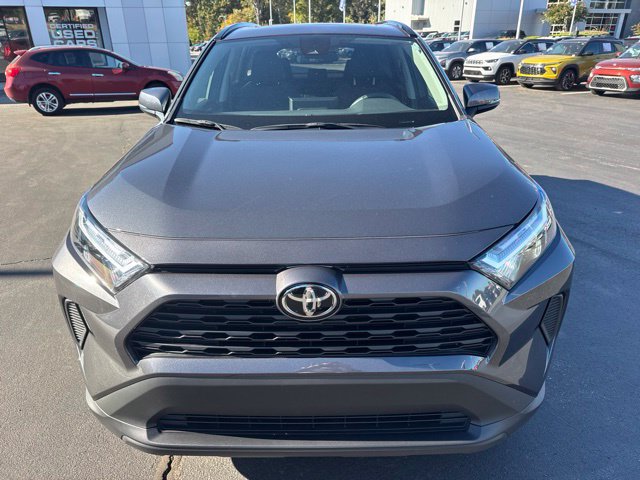 Used 2025 Toyota RAV4 XLE w/ Convenience Package FWD image 8