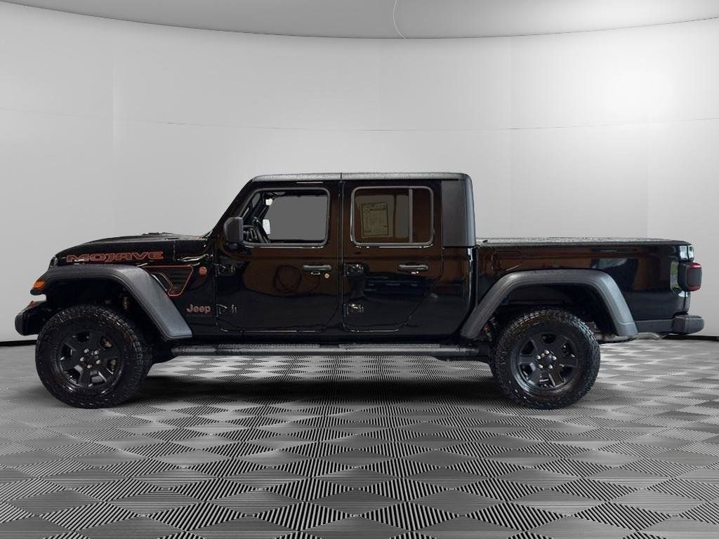 Used 2022 Jeep Gladiator Mojave w/ LED Lighting Group AWD/4WD image 2