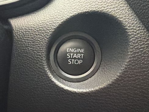 Used 2024 Toyota Corolla Cross LE FWD image 16