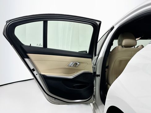 Used 2021 BMW 330i Sedan w/ Premium Package RWD image 27