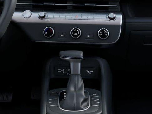 Used 2026 Hyundai Kona SE FWD image 31