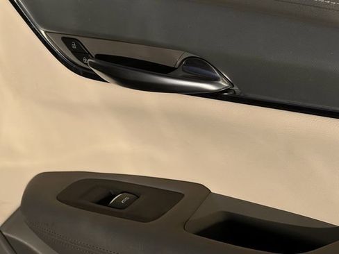 Certified 2022 Cadillac XT5 Premium Luxury image 26