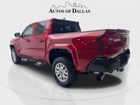 Used 2025 Toyota Tacoma SR image 9