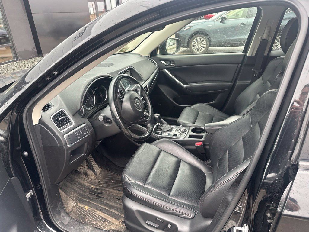 Used 2016 MAZDA CX-5 Grand Touring AWD/4WD image 2