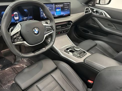 Used 2025 BMW 430i Convertible w/ Premium Package RWD image 11