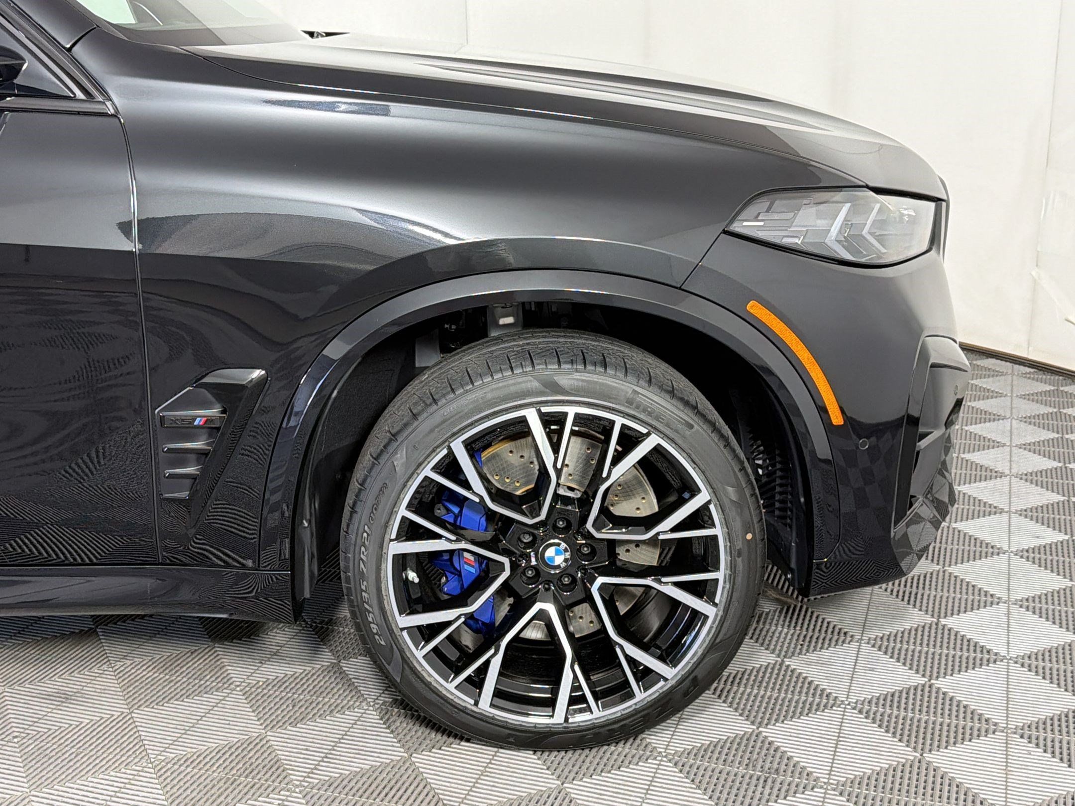 New 2026 BMW X5 M Competition w/ Executive Package AWD/4WD image 13