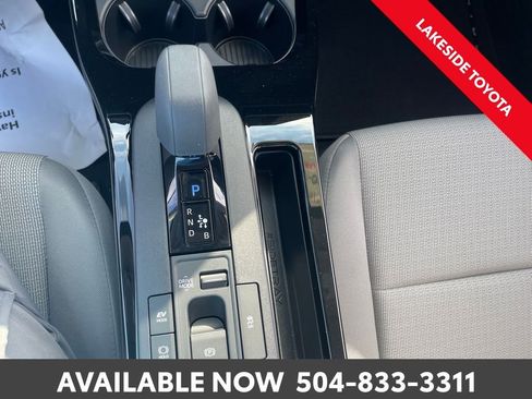 Certified 2025 Toyota Prius LE image 29