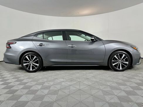 Used 2022 Nissan Maxima SV w/ Floor Mat Group FWD image 27