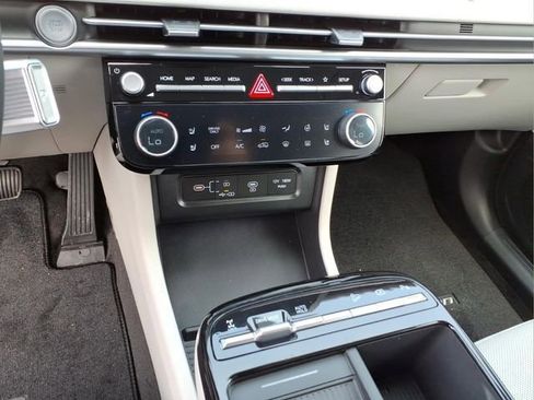 New 2026 Hyundai Tucson Limited AWD/4WD image 24