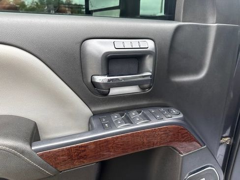 Used 2014 GMC Sierra 1500 SLT w/ SLT Preferred Package AWD/4WD image 11