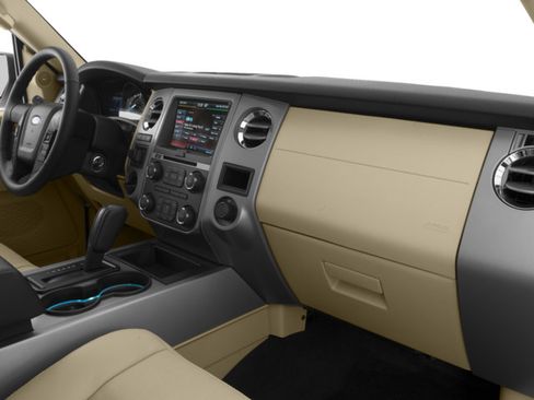 Used 2017 Ford Expedition EL XLT w/ Equipment Group 202A AWD/4WD image 16