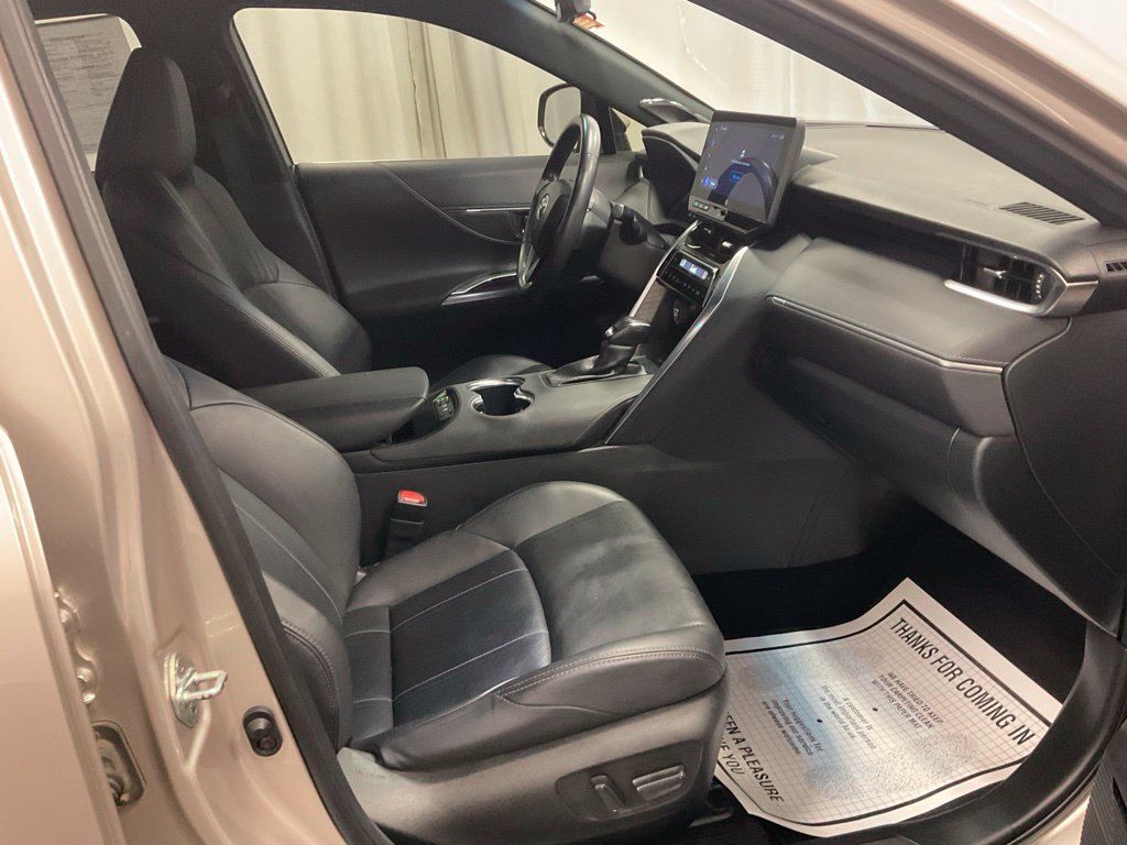 Used 2023 Toyota Venza Limited AWD/4WD image 30
