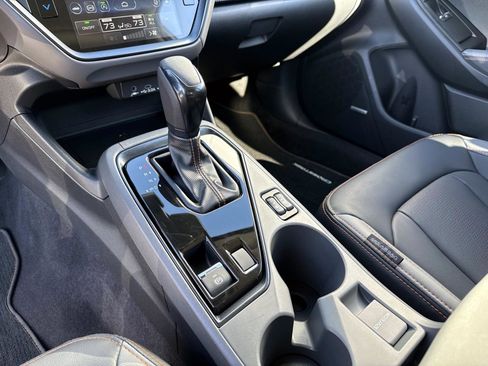 Certified 2025 Subaru Crosstrek 2.5i Limited w/ Crosstrek Mirror Package image 25