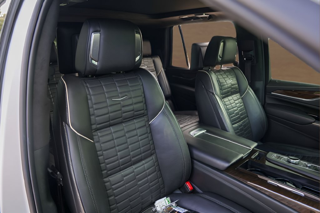 Used 2022 Cadillac Escalade Sport Platinum AWD/4WD image 65