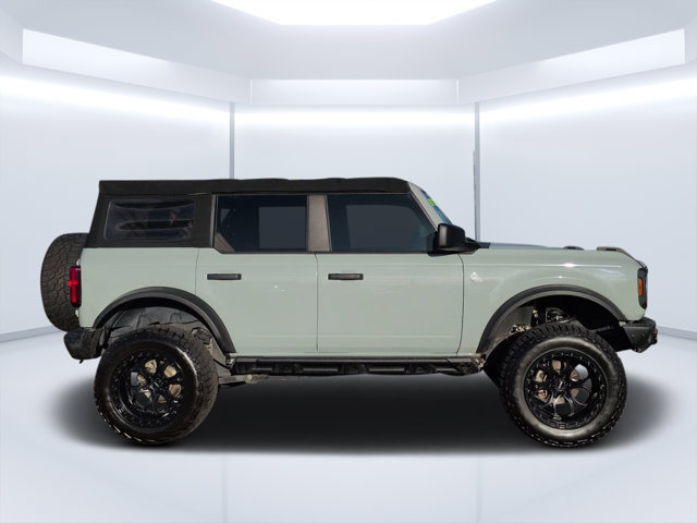 Used 2021 Ford Bronco Black Diamond w/ Sasquatch Package AWD/4WD image 2