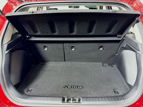 Certified 2023 Hyundai Venue Limited w/ Cargo Package image 27