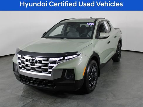 Used 2024 Hyundai Santa Cruz SEL w/ Activity Package FWD image 2