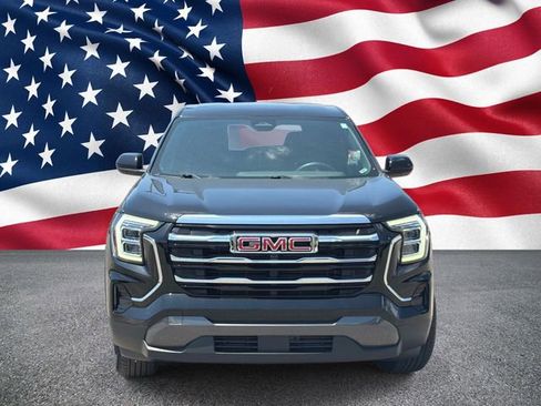 Used 2025 GMC Terrain Elevation AWD/4WD image 3