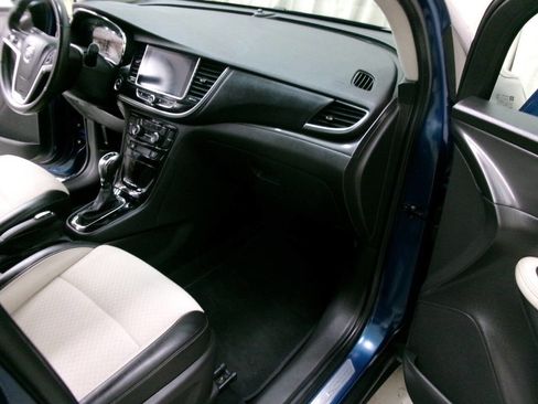 Used 2020 Buick Encore Preferred w/ Safety Package image 24