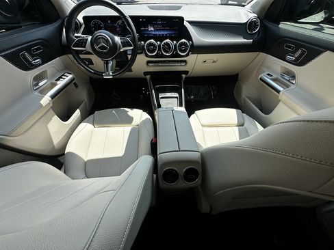 Certified 2026 Mercedes-Benz GLA 250 w/ Exclusive Package image 27