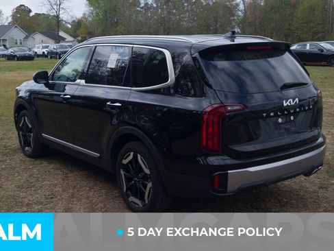 Used 2025 Kia Telluride S image 3