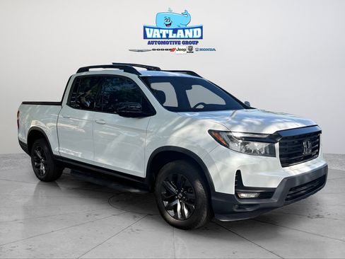 Used 2021 Honda Ridgeline Sport image 4