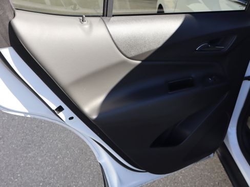 Certified 2024 Chevrolet Equinox LT image 30