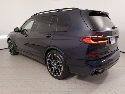 Used 2026 BMW X7 xDrive40i w/ Executive Package AWD/4WD image 16
