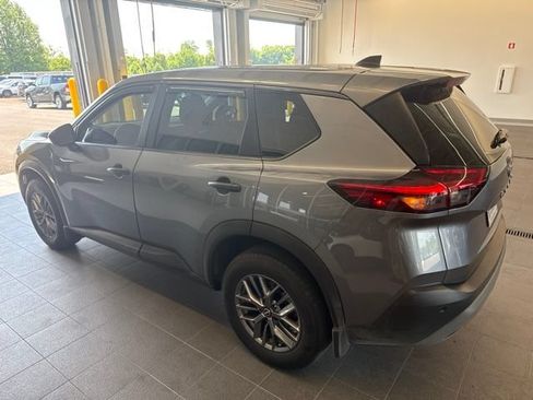 Used 2023 Nissan Rogue S AWD/4WD image 4