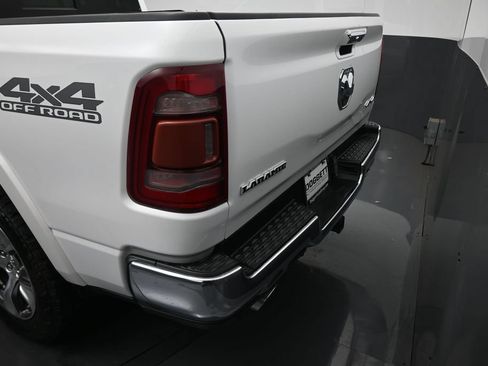 Used 2019 RAM 1500 Laramie AWD/4WD image 14