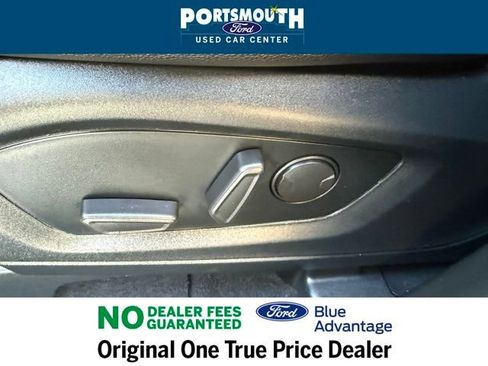 Used 2022 Ford Explorer Limited w/ Limited Technology Package image 25