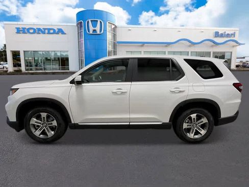 New 2025 Honda Pilot EX-L image 2