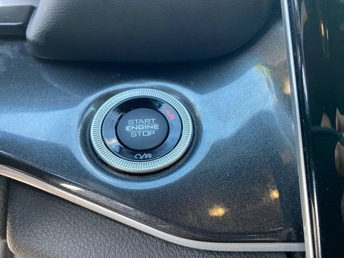 Used 2021 Jeep Grand Cherokee L Laredo RWD image 17