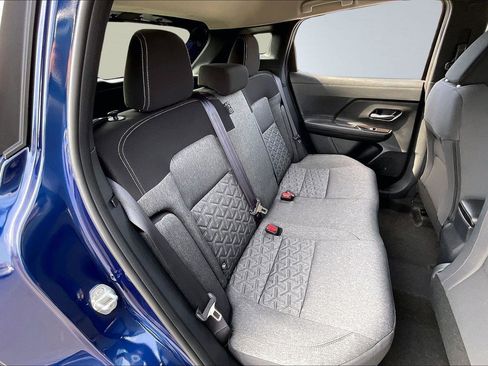 New 2026 Nissan Kicks SV image 10