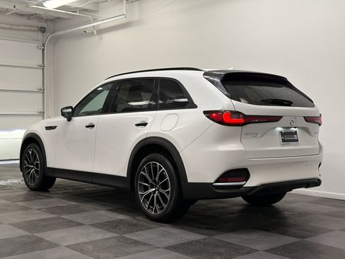 Used 2025 MAZDA CX-70 Plug-In Hybrid w/ Premium Plus AWD/4WD image 6