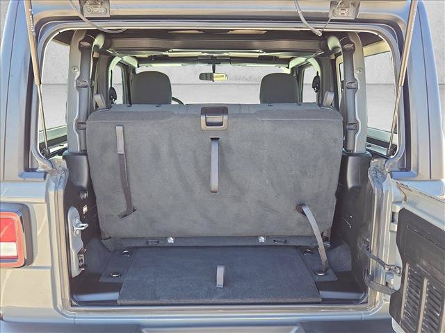 Used 2022 Jeep Wrangler Sport AWD/4WD image 6