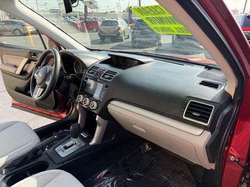 Used 2017 Subaru Forester 2.5i Premium w/ All-Weather Package AWD/4WD image 23