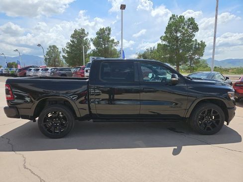 Used 2020 RAM 1500 Laramie AWD/4WD image 5